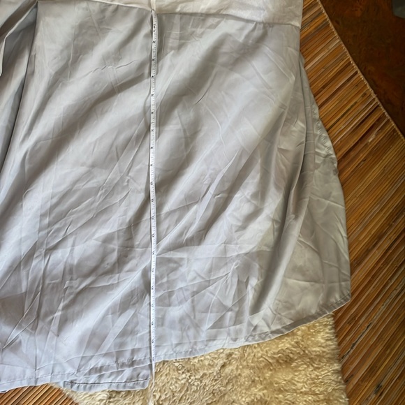 Twin XL bed skirt in excellent condition, grey/lavender color - Picture 5 of 5